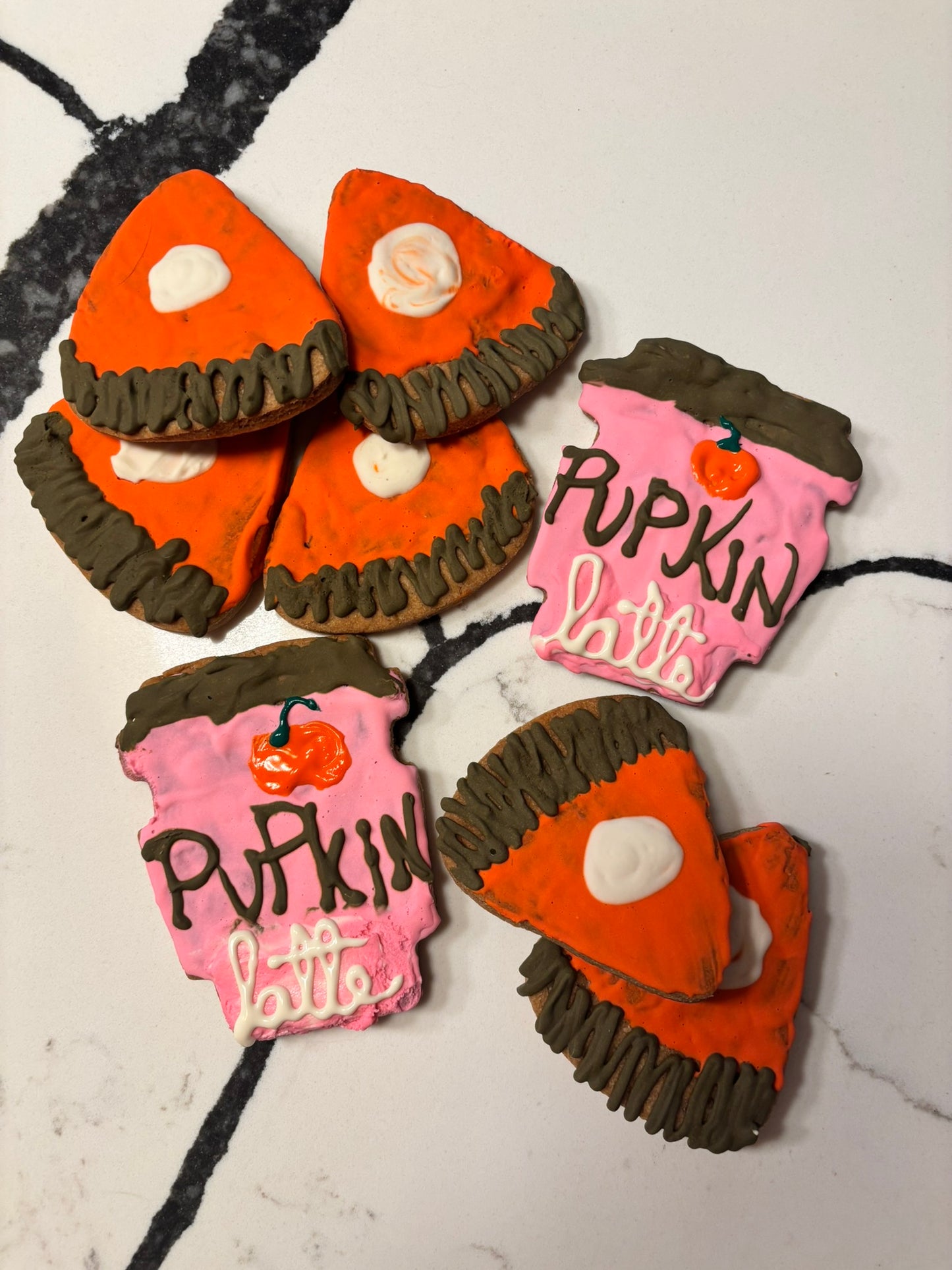 Organic Pupkin Latte Cookies for Dogs – Handmade Peanut Butter & Cinnamon Treats